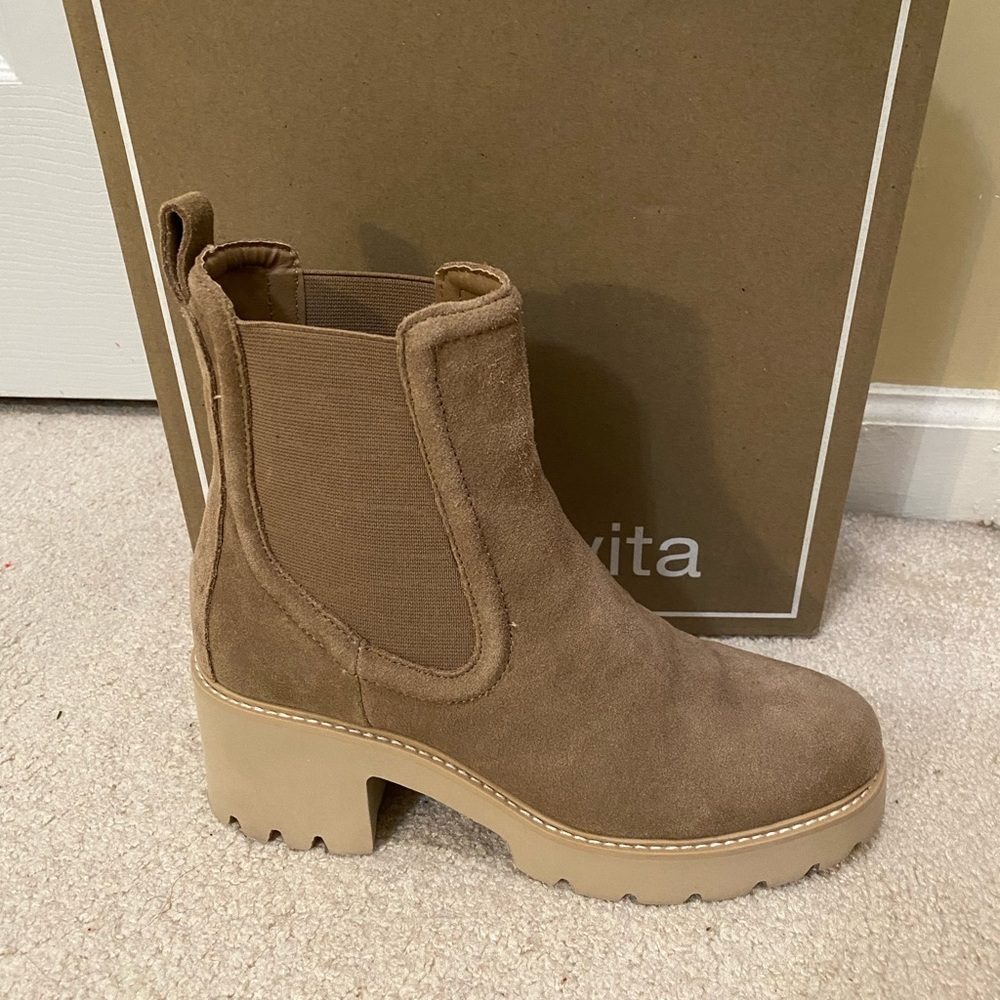 Dolce Vita Hawk H2O Mushroom Suede Boot Size 8.5